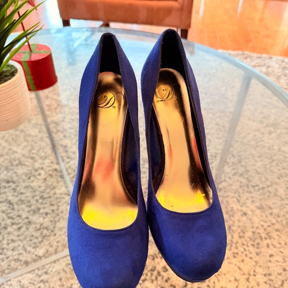 Blue high heels - Picture 4 of 5